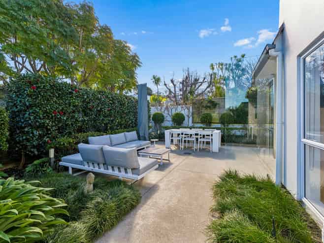 15B Wilding Avenue, Northcote Point