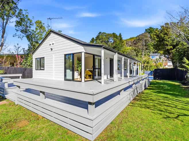 37 Glennandrew Drive, Half Moon Bay