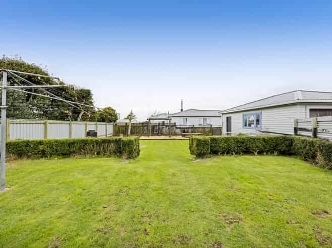 38 Brecon Road, Stratford
