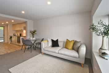 3/153 Hastings Street East, Waltham