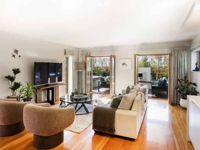 18 College Avenue, Strowan