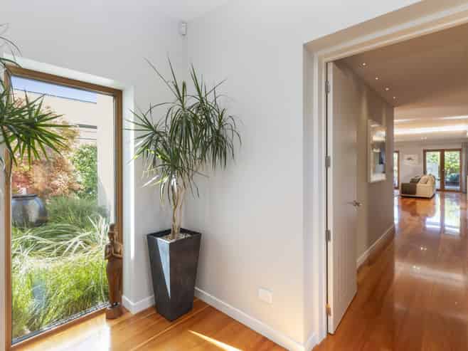 18 College Avenue, Strowan