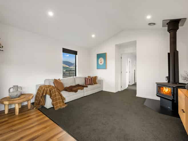 101 Burdon Loop, Lake Hawea