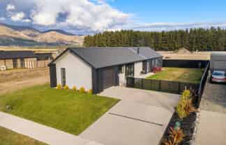 101 Burdon Loop, Lake Hawea