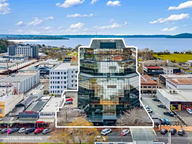 Freehold 130-key Pullman hotel investment