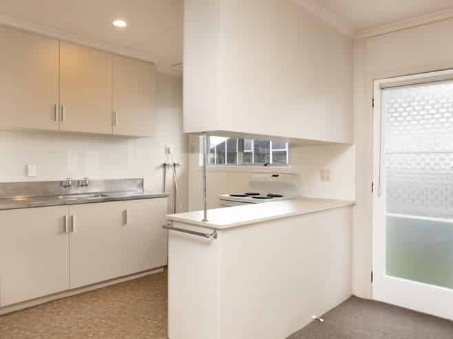 2/12 Newbourne Crescent, Redwoodtown