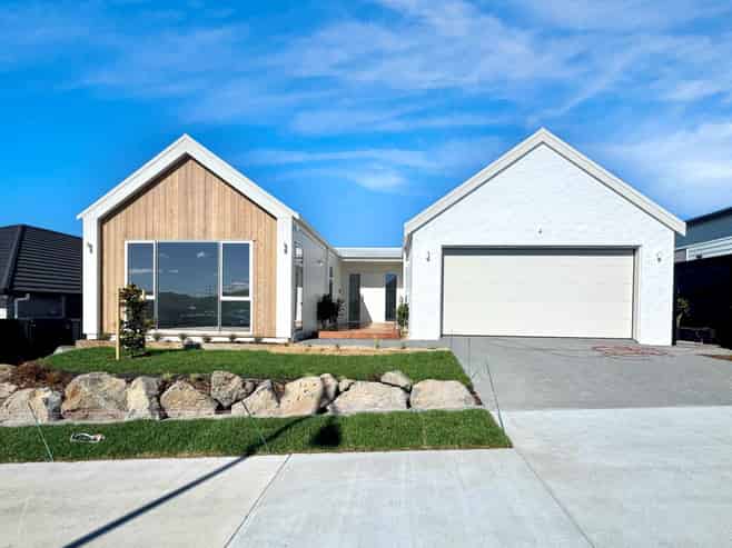 85 Parish Drive, Milldale