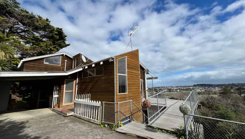 11 Wairere Road, Bastia Hill
