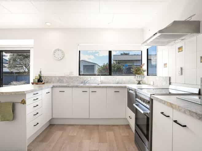111a McKellar Place, Whangamata