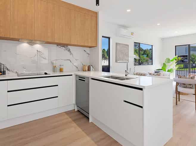 11B Glenfinn Place, Massey