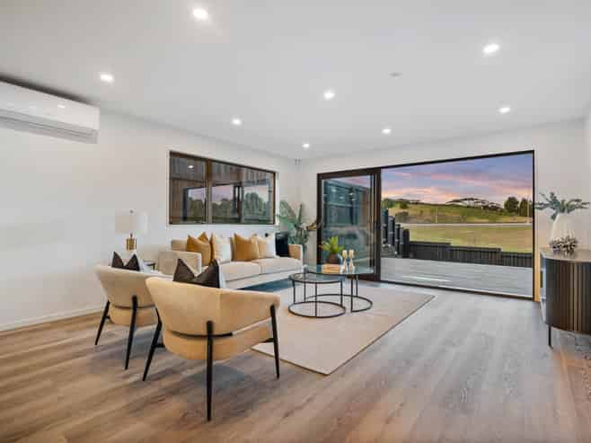 64 Huanui Drive, Orewa