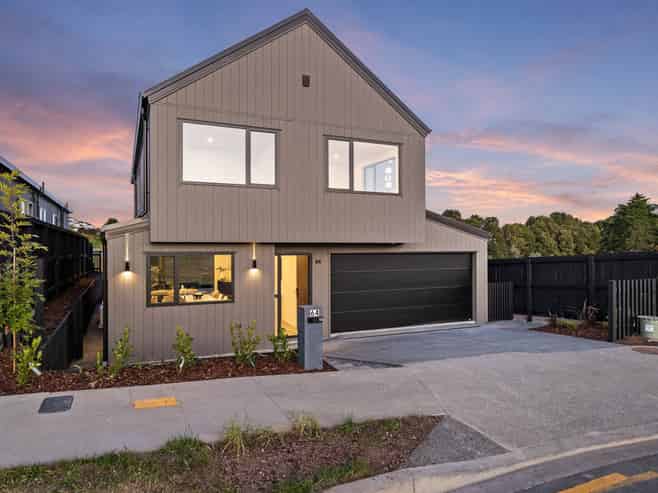 64 Huanui Drive, Orewa