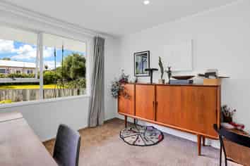 6/27 Wright Road, Point Chevalier