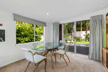 6/27 Wright Road, Point Chevalier