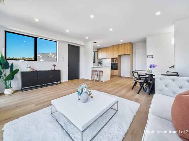 Lot 3/1 Tableau Place, Totara Vale