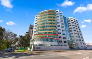 202/6 Durham Street (Kingsview Apartments), Tauranga Central