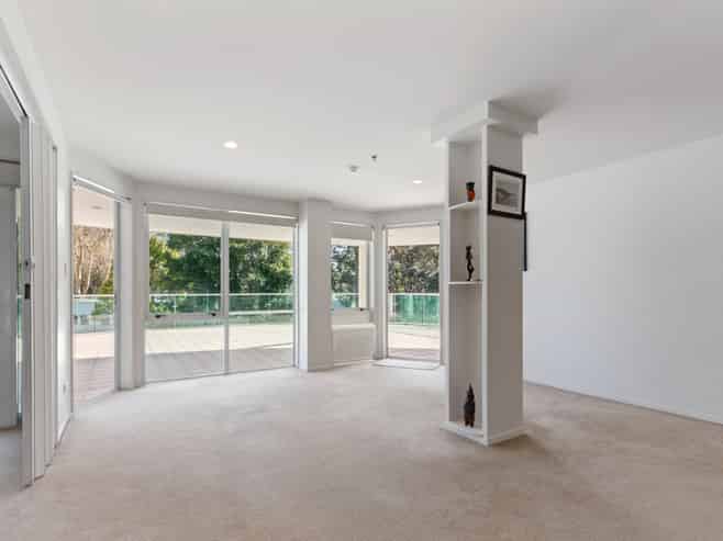 202/6 Durham Street (Kingsview Apartments), Tauranga Central