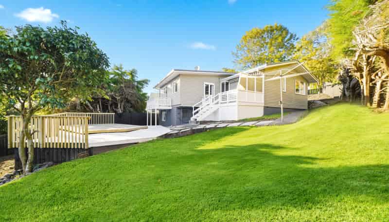 15 Nor'east Drive, Northcross