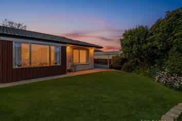 2/18 Glengowan Place, Conifer Grove