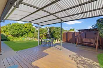 2/18 Glengowan Place, Conifer Grove