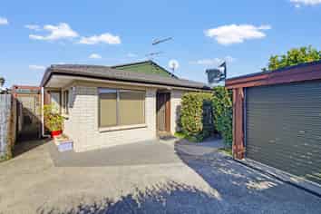 2/18 Glengowan Place, Conifer Grove