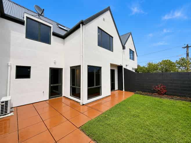 2/36 Packe Street, Edgeware