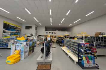 High-Profile Te Rapa Retail Opportunity