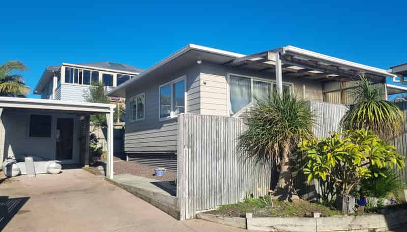 97A Beachlands Road, Beachlands
