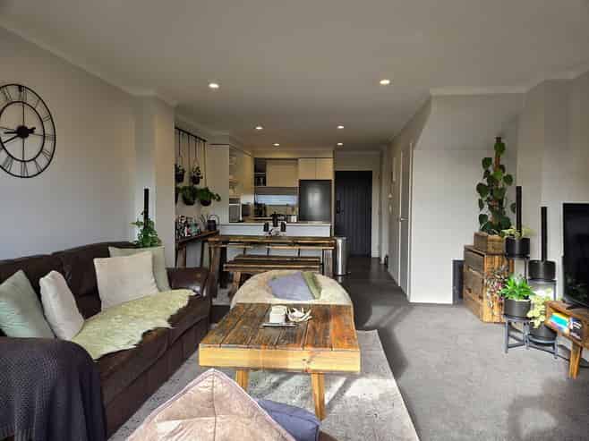 9/14 Ruakiwi Road, Hamilton Lake