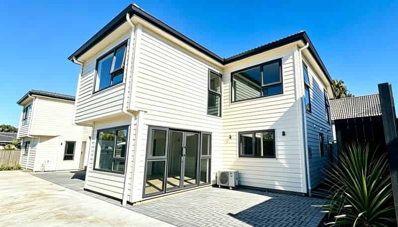 8a Gorrie Ave, Epsom