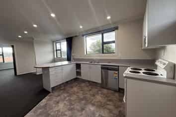 46 Brighton Road, Green Island