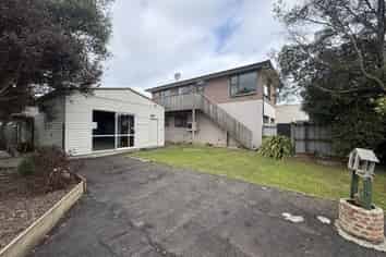 46 Brighton Road, Green Island