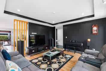 12 Orchiston Way, Lincoln