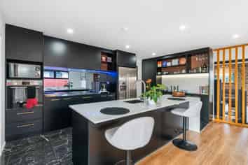 12 Orchiston Way, Lincoln