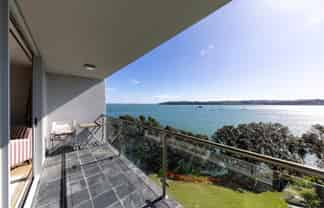 9/57 Sarsfield Street, Herne Bay