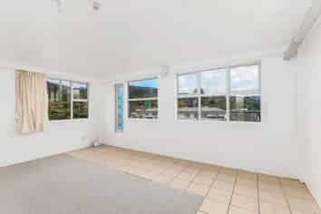8 Queen Street, Wainuiomata