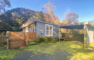 2/34a Hair Street, Wainuiomata