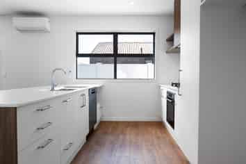 4/111 Shakespeare Street, Cambridge