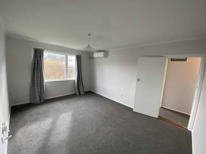 84 Tiber Street, Island Bay