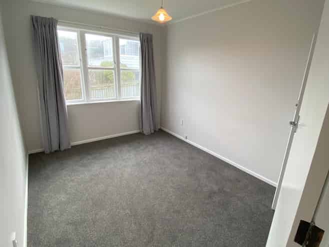 84 Tiber Street, Island Bay