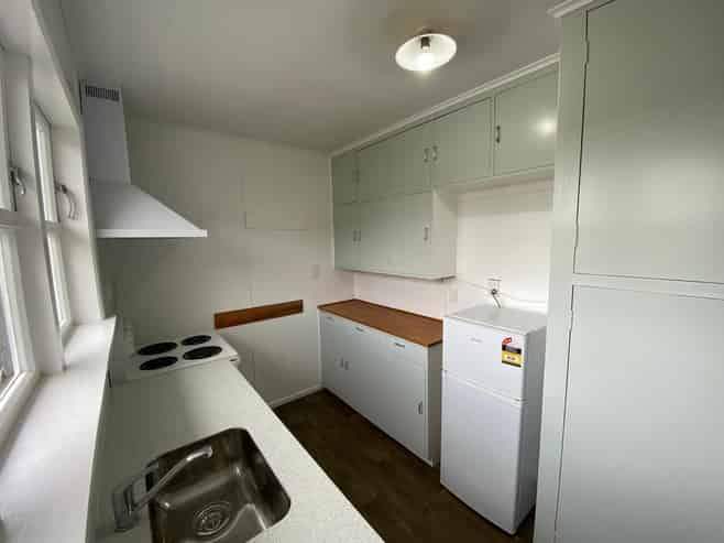 84 Tiber Street, Island Bay