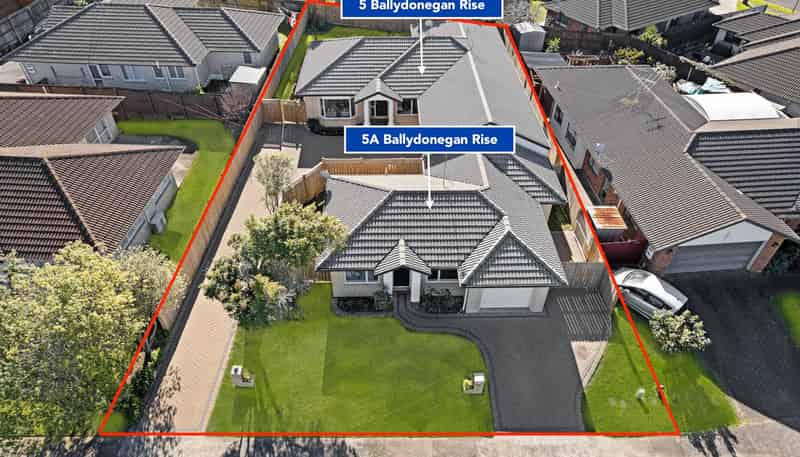 5 & 5A Ballydonegan Rise, East Tamaki