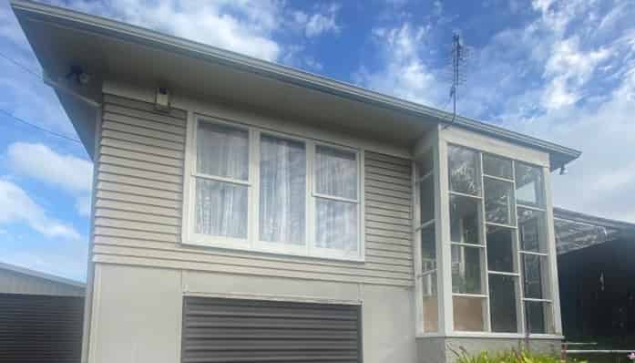 62 Christmas Road, Manurewa East