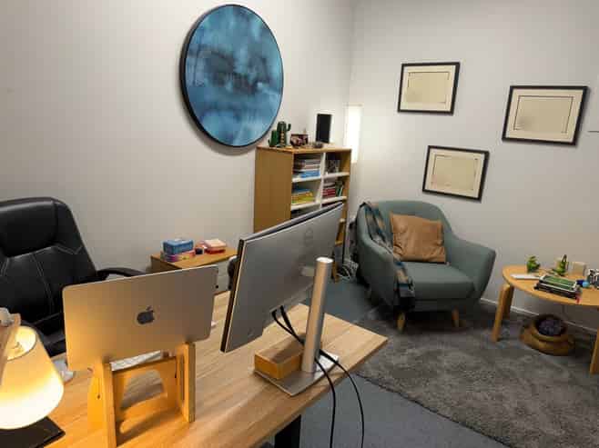 Well-presented compact office, Bridge Street