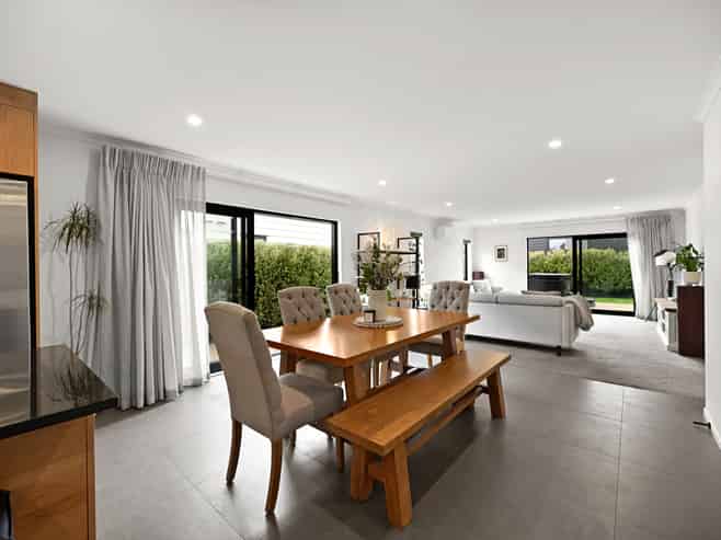 12 Joint Avenue, Chartwell