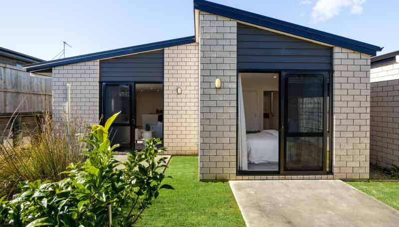54 Pragma Rise, Rototuna North