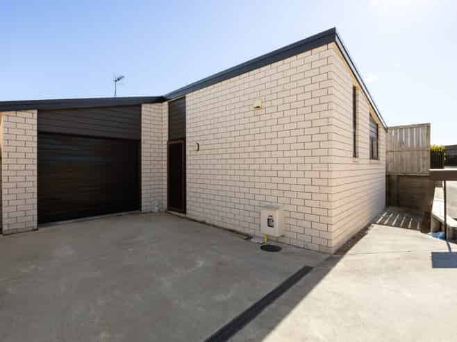54 Pragma Rise, Rototuna North