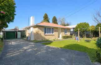 154 Clayton Road, Mangakakahi