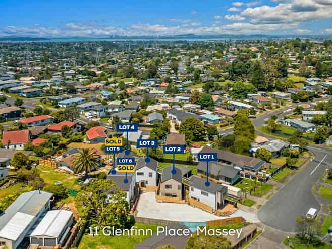 11C Glenfinn Place, Massey