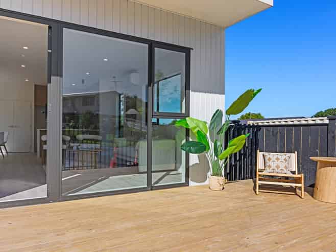 11C Glenfinn Place, Massey